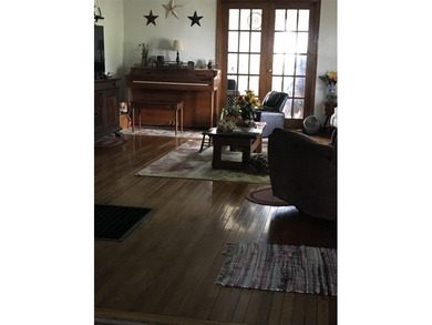 Want a place in the country? Look no further. This homestead - photo 8