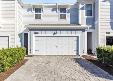 Storey Lake Area Townhome/Townhouse For Sale in Kissimmee Florida