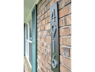 Welcome home to this recently updated property featuring a - photo 4