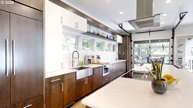 Welcome to 112 Ellie Way - where contemporary form, function - photo 7
