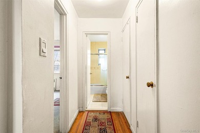 Prime Location - Spacious 1 Bedroom with Southern Exposure, Low - photo 15
