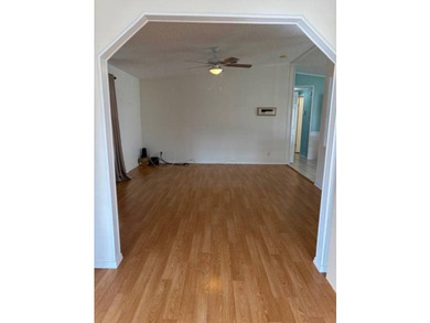 Welcome Home! Move right in to this lovely 2Bed/2Bath - photo 15