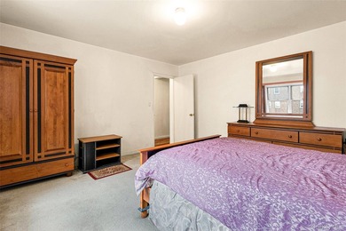 Prime Location - Spacious 1 Bedroom with Southern Exposure, Low - photo 19