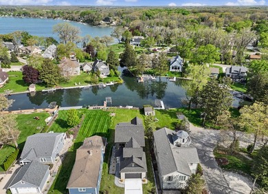 The pinnacle of refined lakefront living awaits on Browns Lake - photo 3