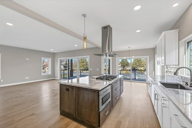 The pinnacle of refined lakefront living awaits on Browns Lake - photo 7