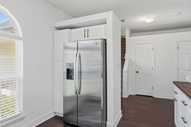 Recently updated Miramar Beach home on a cul-de-sac with a - photo 17