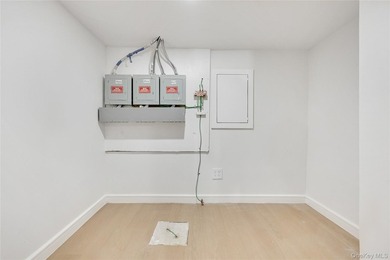 This Magnificent Legal 2 family home will give you the comfort - photo 17