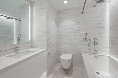 Experience elevated luxury living at One United Nations Park in - photo 18