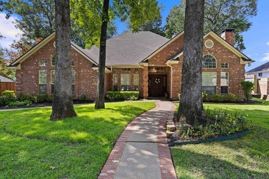 Welcome to this absolutely stunning home, located within the - photo 3