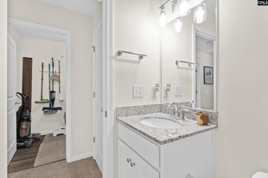 Welcome home to this beautifully maintained 5-bed, 3-bath home - photo 25