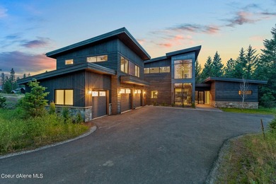 Estate 64 is a modern residence located in the Gozzer Ranch - photo 1