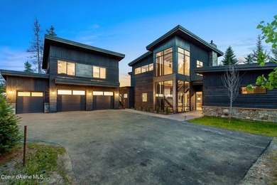 Estate 64 is a modern residence located in the Gozzer Ranch - photo 4