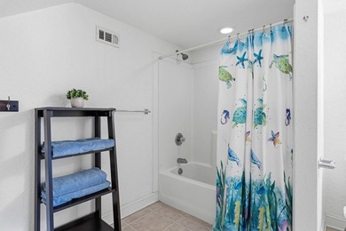 Recently updated Miramar Beach home on a cul-de-sac with a - photo 44