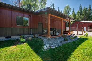 Experience true Montana living on this exceptional 10-acre horse - photo 2