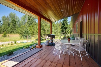 Experience true Montana living on this exceptional 10-acre horse - photo 8