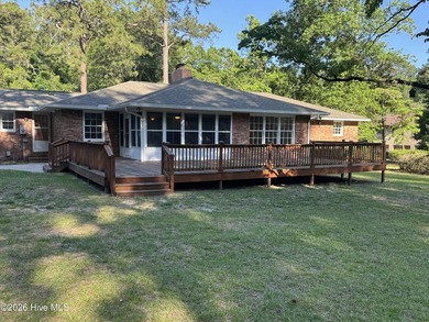 Located in Gem Lakes Subdivision This 3-bedroom, 2.5-bath home - photo 12