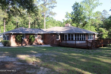 Located in Gem Lakes Subdivision This 3-bedroom, 2.5-bath home - photo 33