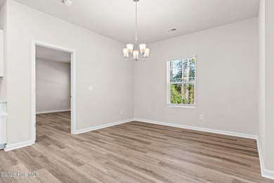 Welcome to the exceptional, beautifully appointed Escape floor - photo 6