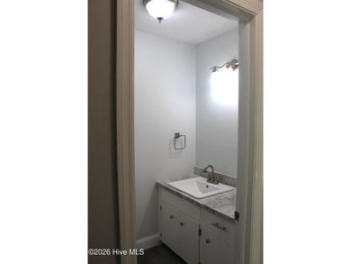 Located in Gem Lakes Subdivision This 3-bedroom, 2.5-bath home - photo 47