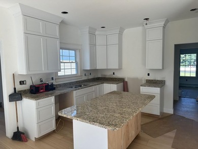Discover exceptional living in single family home, beautifully - photo 12