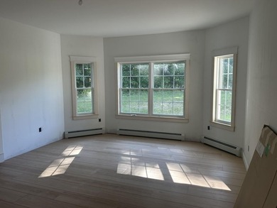 Discover exceptional living in single family home, beautifully - photo 17