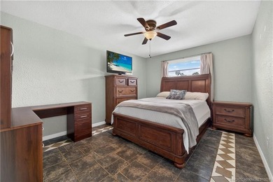 Welcome to the highly desirable Indian River Estates! This - photo 18