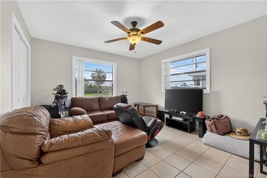 Welcome to the highly desirable Indian River Estates! This - photo 19