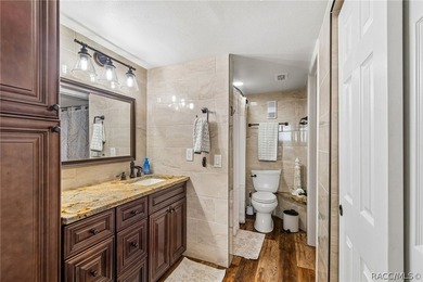 Welcome to easy coastal living in the sought-after Gulf Island - photo 25