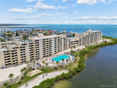 Welcome to easy coastal living in the sought-after Gulf Island - photo 31