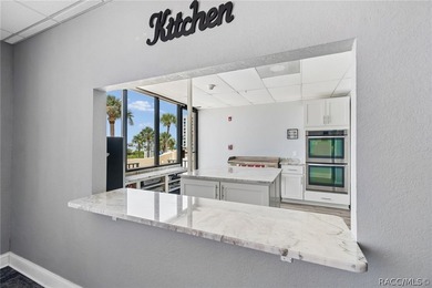 Welcome to easy coastal living in the sought-after Gulf Island - photo 38