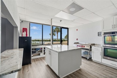 Welcome to easy coastal living in the sought-after Gulf Island - photo 40