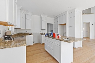 Discover exceptional living in single family home, beautifully - photo 45