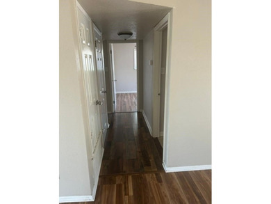 4/2/1 Roomy home! 2 bedrooms downstairs with a shared bath and 2 - photo 13