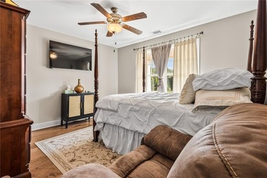 Welcome to easy, elegant living in this stunning 2-bedroom