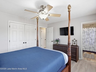 A move-in ready, tranquil lakeside living experience nestled - photo 21