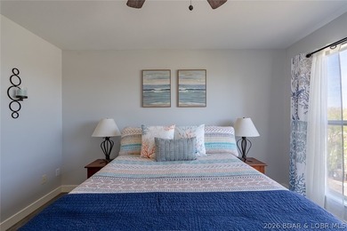 Indulge in breathtaking waterfront views from this beautifully - photo 23