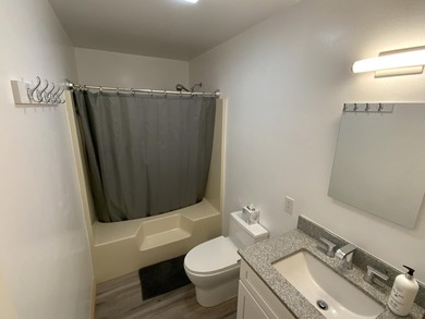 Beautiful vacation getaway with mother-in-law apartment on the - photo 27