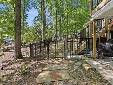 Experience refined lake living in this exceptional 5-bedroom, 3 - photo 44