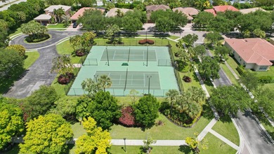 Welcome to your private Florida oasis, single-story 4-bedroom - photo 45