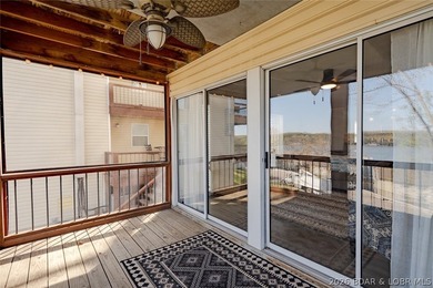 Indulge in breathtaking waterfront views from this beautifully - photo 46