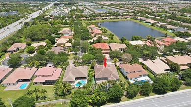 Welcome to your private Florida oasis, single-story 4-bedroom - photo 46