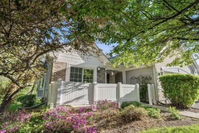 Lake Townhome/Townhouse Sale Pending in Wadsworth, Illinois