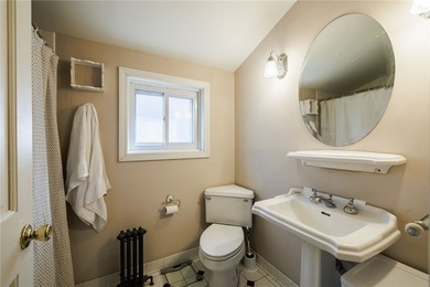 Welcome to 53 Wilcox St, a well-maintained 4-bedroom, 2-bath - photo 20