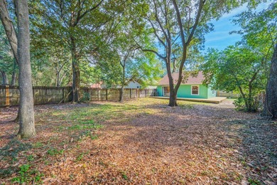 MAJOR PRICE REDUCTION! Backyard OASIS with new deck just - photo 22