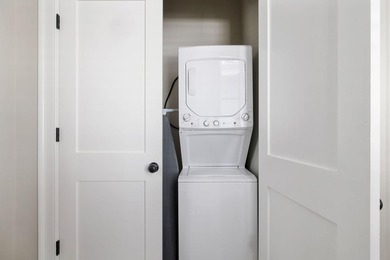 Stunning, turnkey short-term rental opportunity in the heart of - photo 26