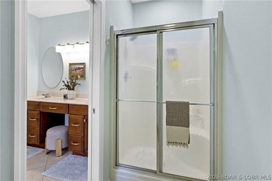 Your ideal lake escape starts here. Step inside and take in the - photo 29