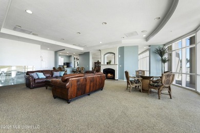: BEAUTIFUL AND UNIQUE GROUND FLOOR CORNER END UNIT CONDOMINIUM - photo 29