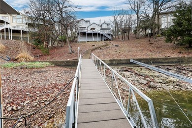 Your ideal lake escape starts here. Step inside and take in the - photo 44