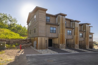 Experience mountain living at its finest in this stunning - photo 44