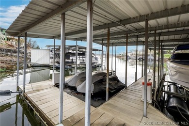 Your ideal lake escape starts here. Step inside and take in the - photo 50